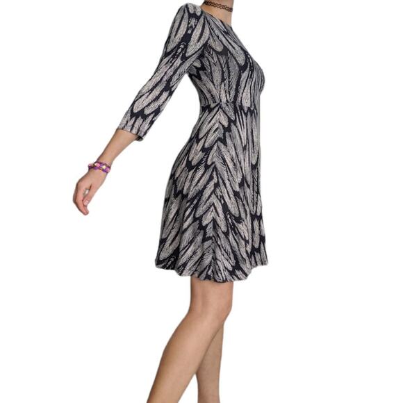 Express Fall Autumn  Black and Cream Feather Whimsygoth Dress Short Mini XS - Picture 3 of 4